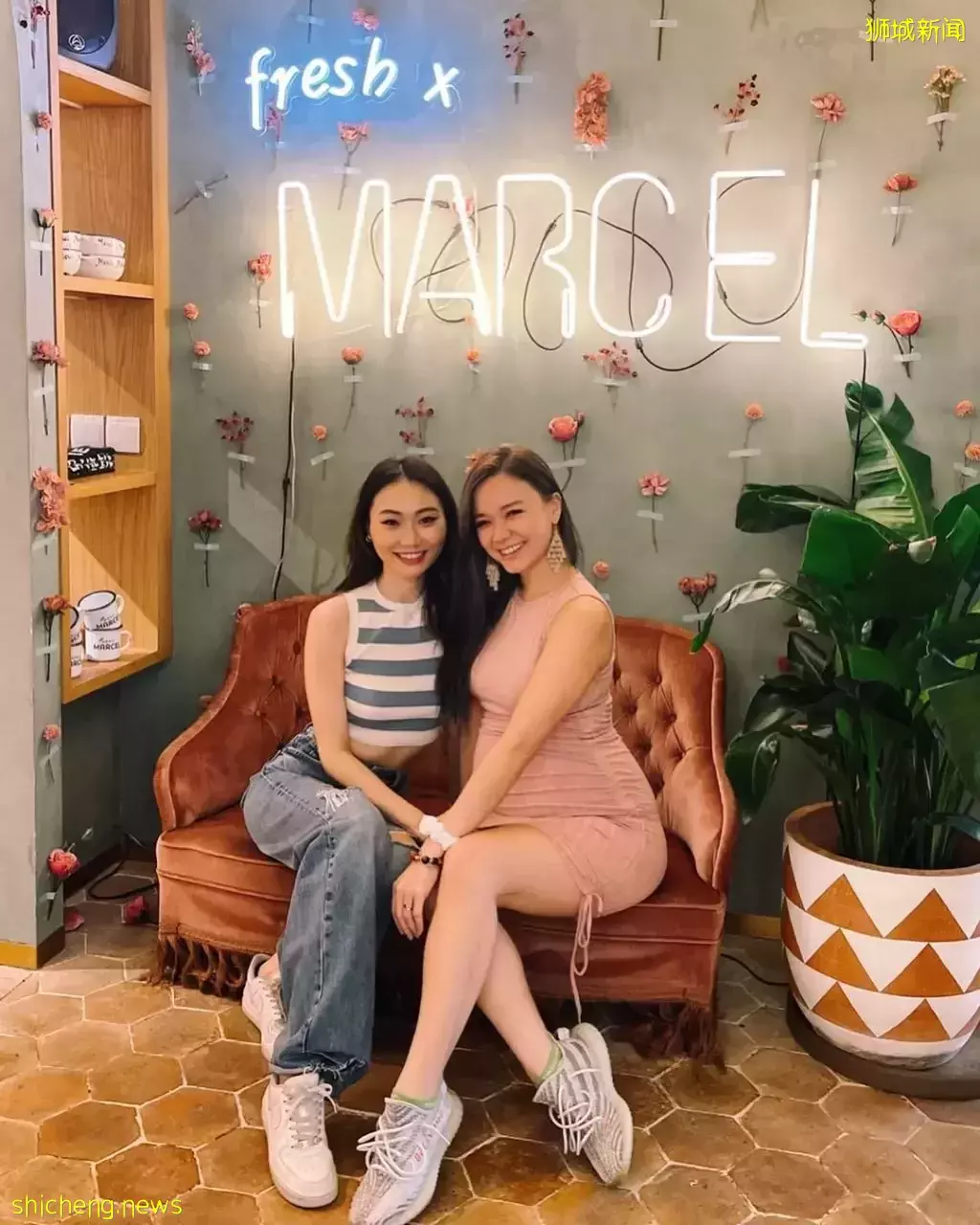 尖叫少女心！FRESH X MERCI MARCEL 粉玫瑰快闪咖啡厅🌹不单出片率百分百💯 而且还送你精美护肤样品➕5分钟手部按摩护理