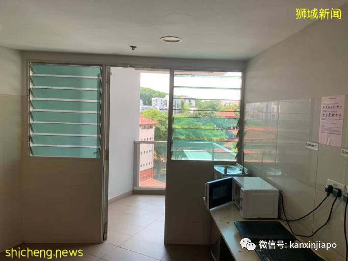 “我的学校多人确诊，校方却不公布消息，还拒绝让我们上网课！”