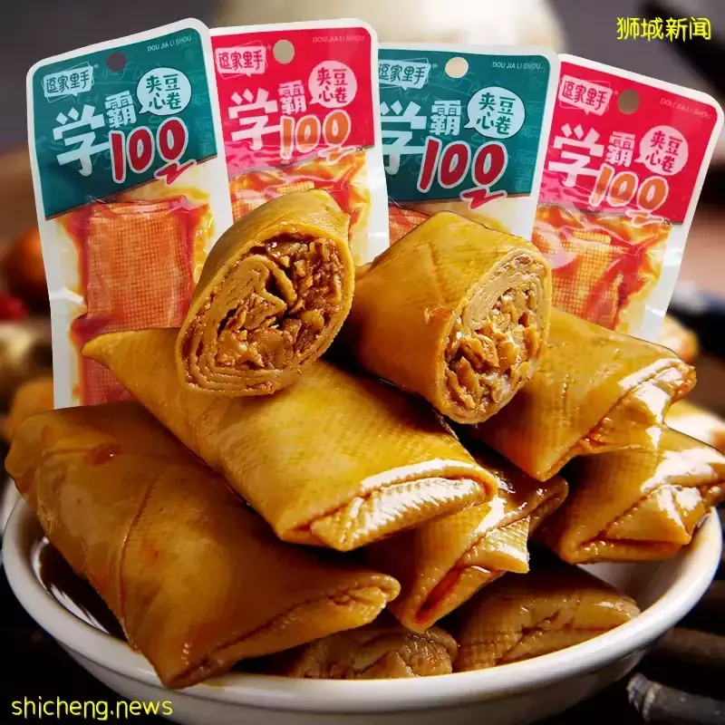 新加坡鸡肉鱼肉价格飙涨!他们排起长长长队,只为吃上这一口饭