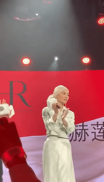 王菲称遇见合适的人便结婚,谢霆锋却遗憾没有陪新加坡的儿子们长大?