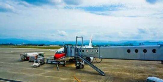 新加坡單日新增334例、累計5萬1531例,疫情或帶動生育?年紀小看不懂呀