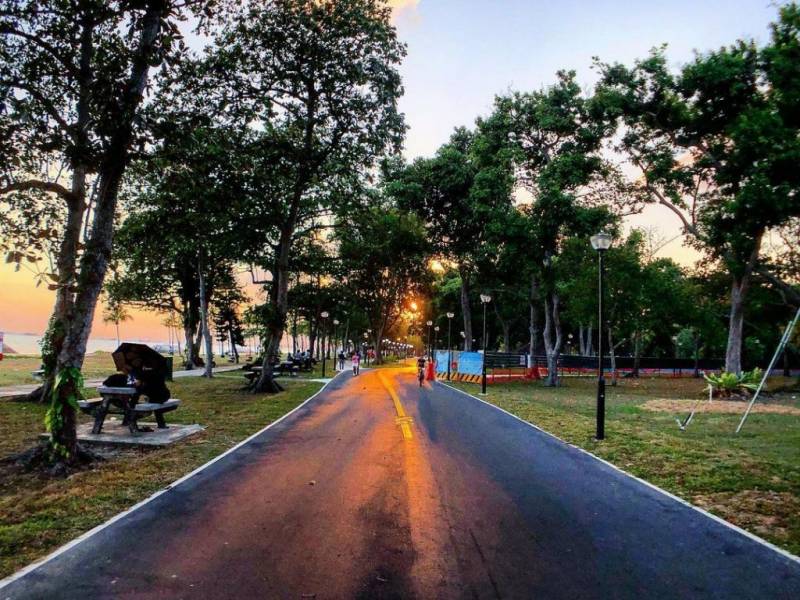玩轉新加坡!東海岸8大玩法🌤 騎行、慢跑、沖浪、野餐,跟著清單這樣耍就對了