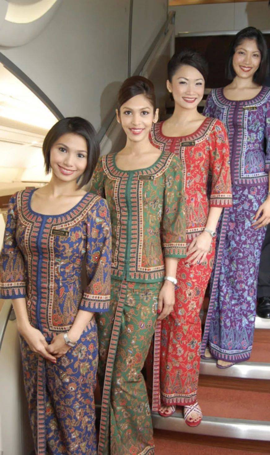 新航竟開始賣“空姐制服”，又被搶空！限量版麻將獨家開箱來了