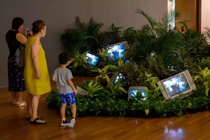 刷爆朋友圈的白南准世界巡展，最後一站就在新加坡！隨手一拍都是大片