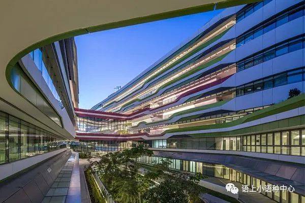 新加坡大學,我們一起來看看