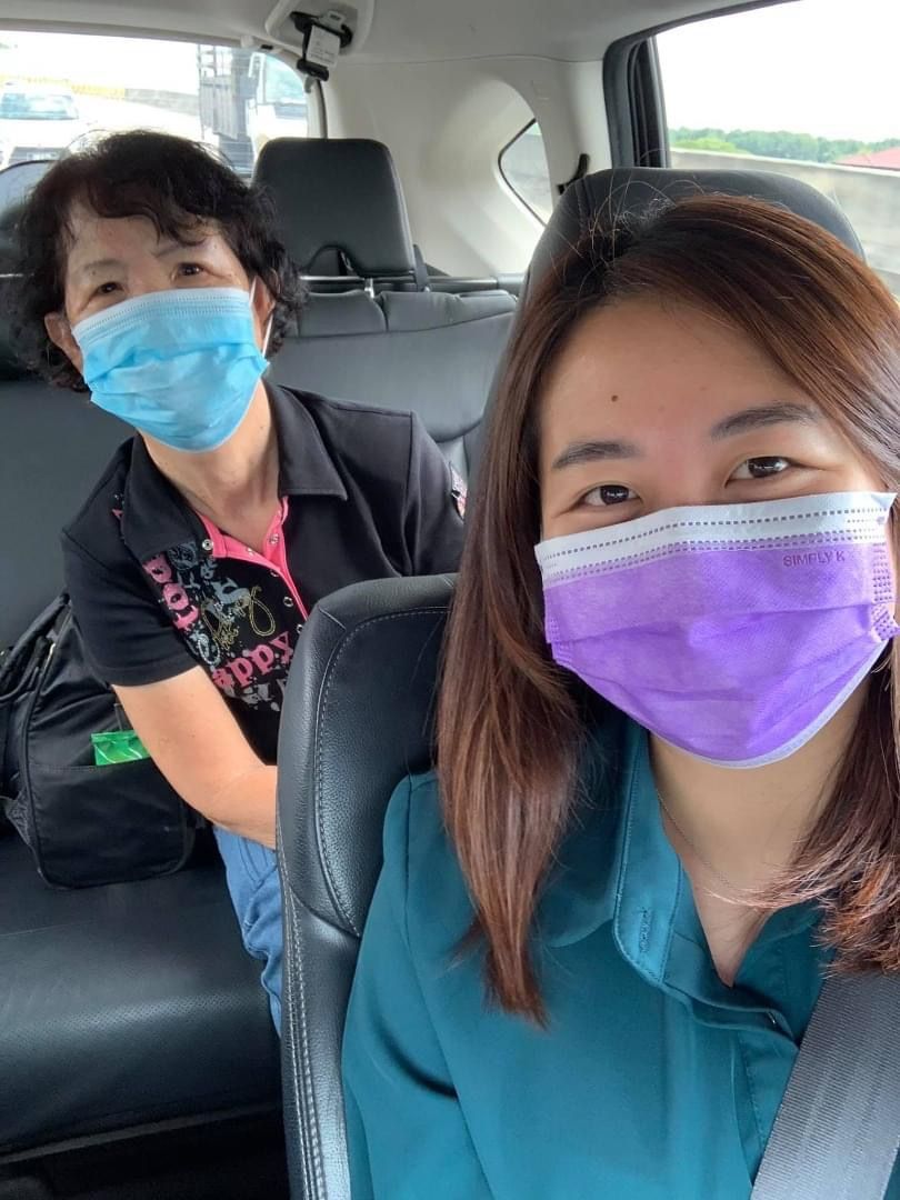 廖彩彤助独居老妇出境　赴新国与子女团聚