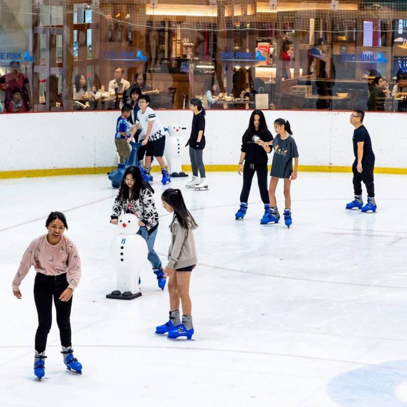 新加坡奧林匹克規模溜冰場⛸️ 10月31日迎接萬聖節🎃 扮電影角色可免費入場