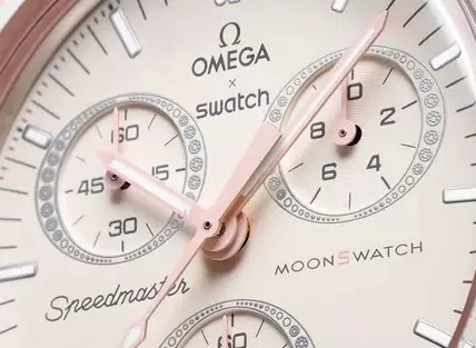 實拍!新加坡濱海灣金沙和烏節路人山人海,因爲它!有人暈倒、對警察喊:拿槍射我啊