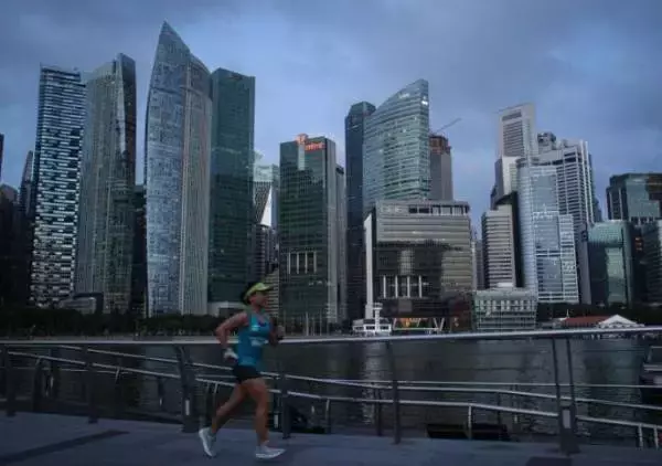 李显龙新年献词 新国经济逐步恢复 政府逐步恢复跨境旅游 