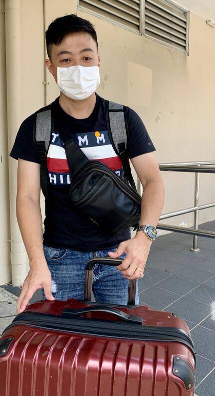 入境隔离措施收紧　大马客工纷赶返狮城 