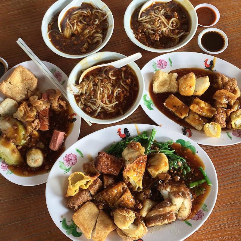 新加坡客家酿豆腐大搜罗!多样化食材、手工自制馅料🔥 6件酿料只要S$3