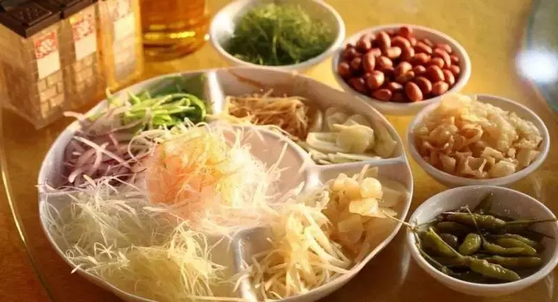 在新加坡過農曆新年，有哪些慶祝活動和習俗