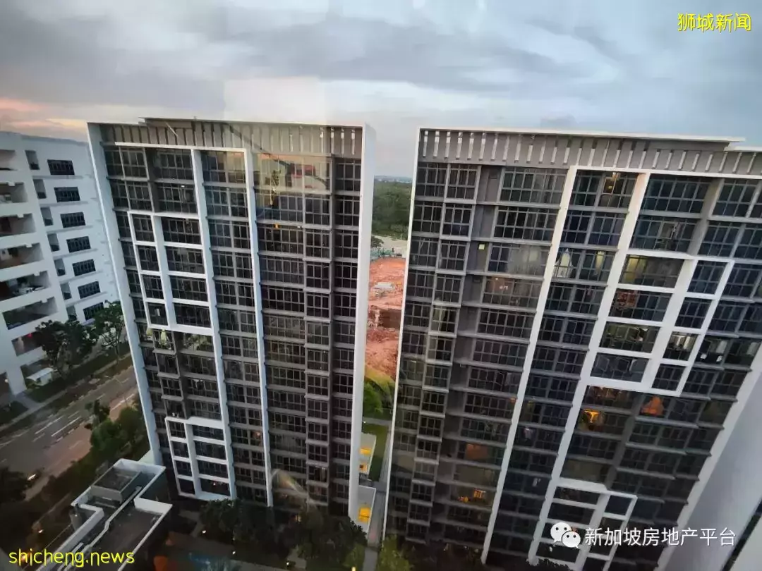 超值二手出售 95平4室3衛 Symphony Suites (D27郵區 義順)