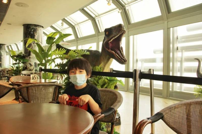 注意!恐龍出沒!侏羅紀公園“快閃”cafe首次登陸獅城,僅剩半個月
