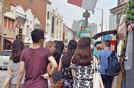 在新加坡打拼十幾年,兒子卻患上自閉症,我該怎麽辦