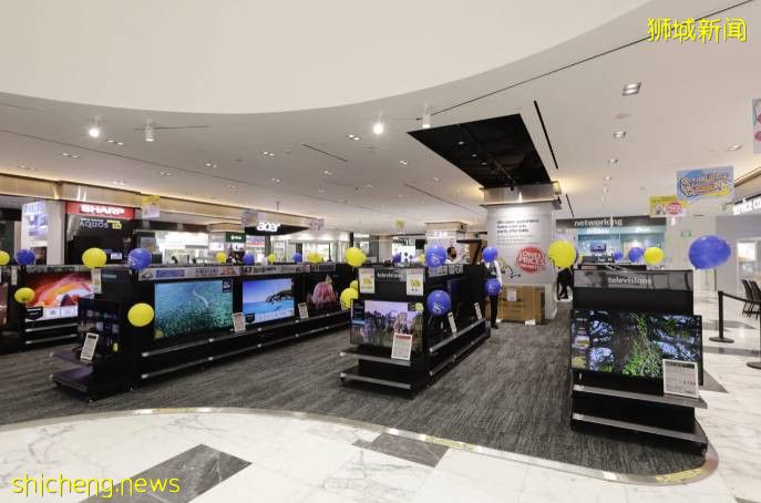 大排長龍！新加坡最大電器店今天開業，免費美甲、兒童工藝坊、烘焙活動