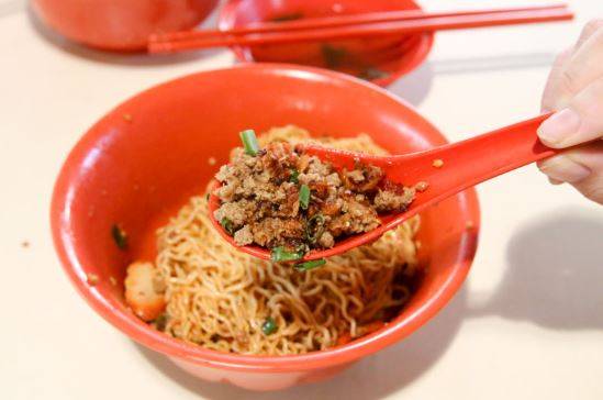 被隐藏的美食!砂捞越拉沙和Kolo Mee