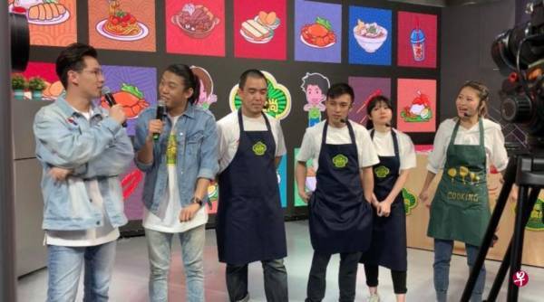 孙文海当过鱼丸面小贩学徒 三个月就举白旗