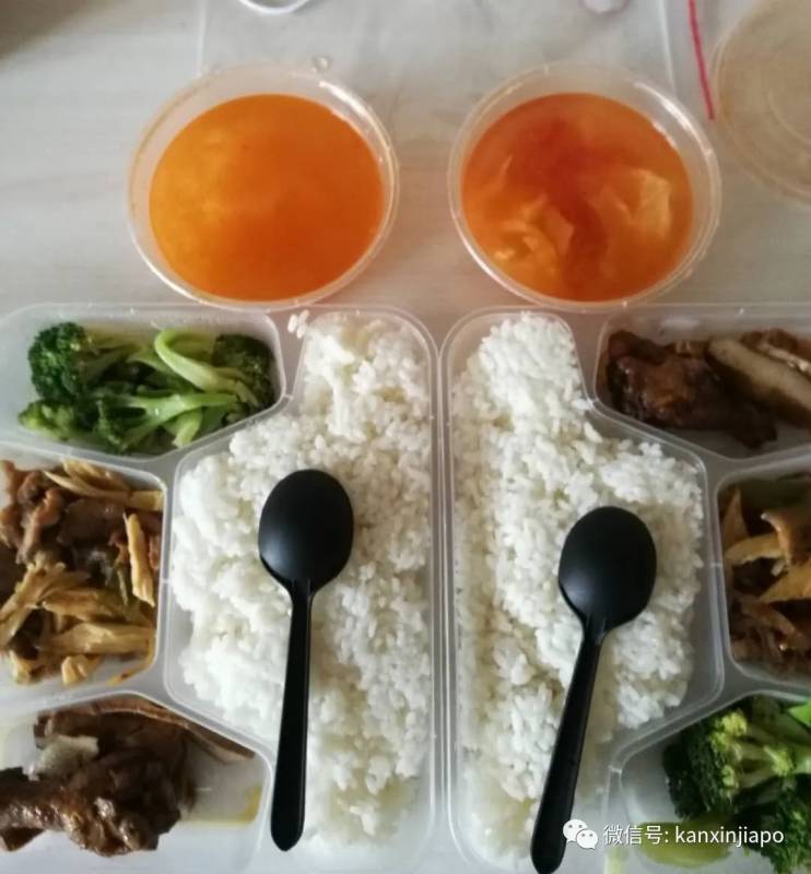 同航班出现感染病例,两老从新加坡回成都一波三折