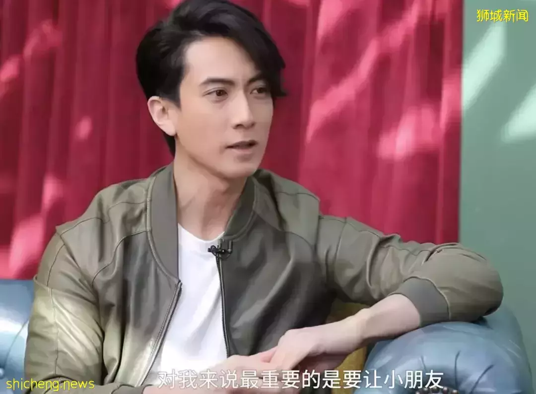 全網熱議！吳尊送娃去中國上學，張柏芝離開坡回上海定居！新加坡不香了