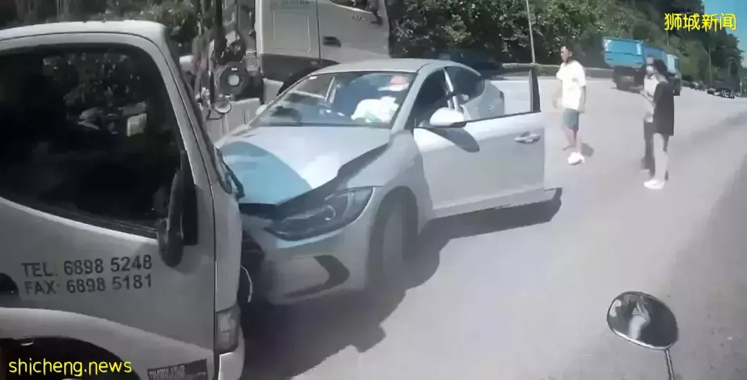 连环车祸！新加坡泛岛快速公路发生多车相撞