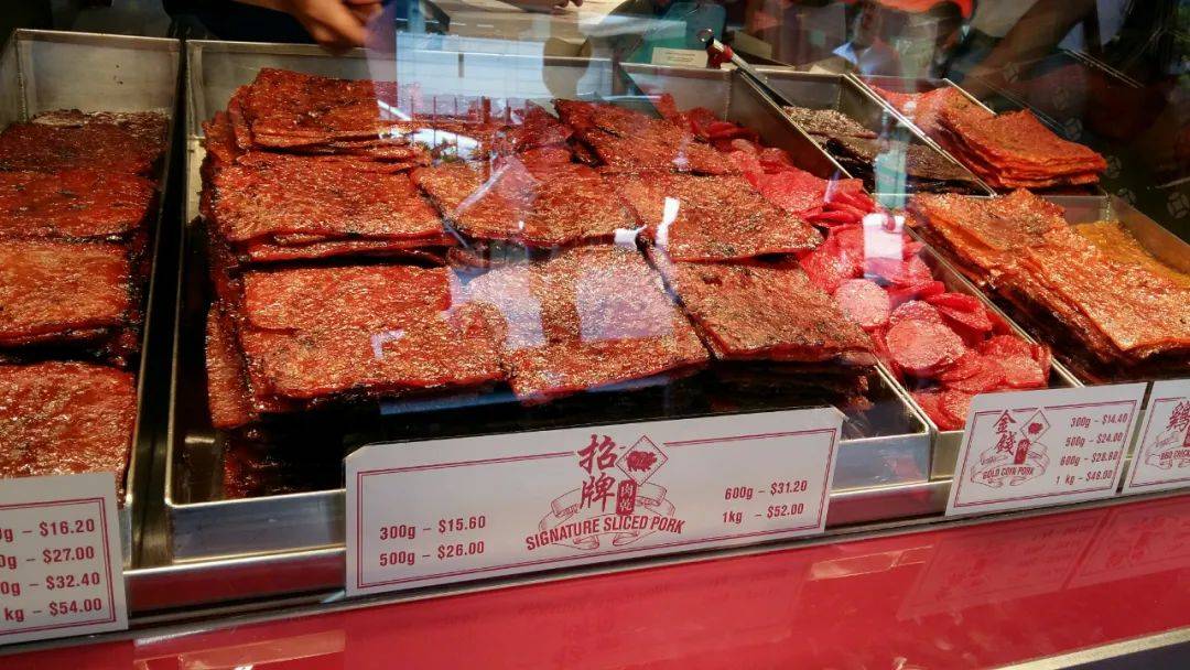 新加坡牛车水人群爆满,该区马上开始新冠大检测