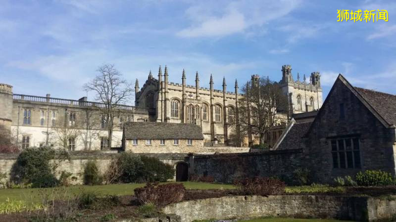 立足新加坡的升学优势