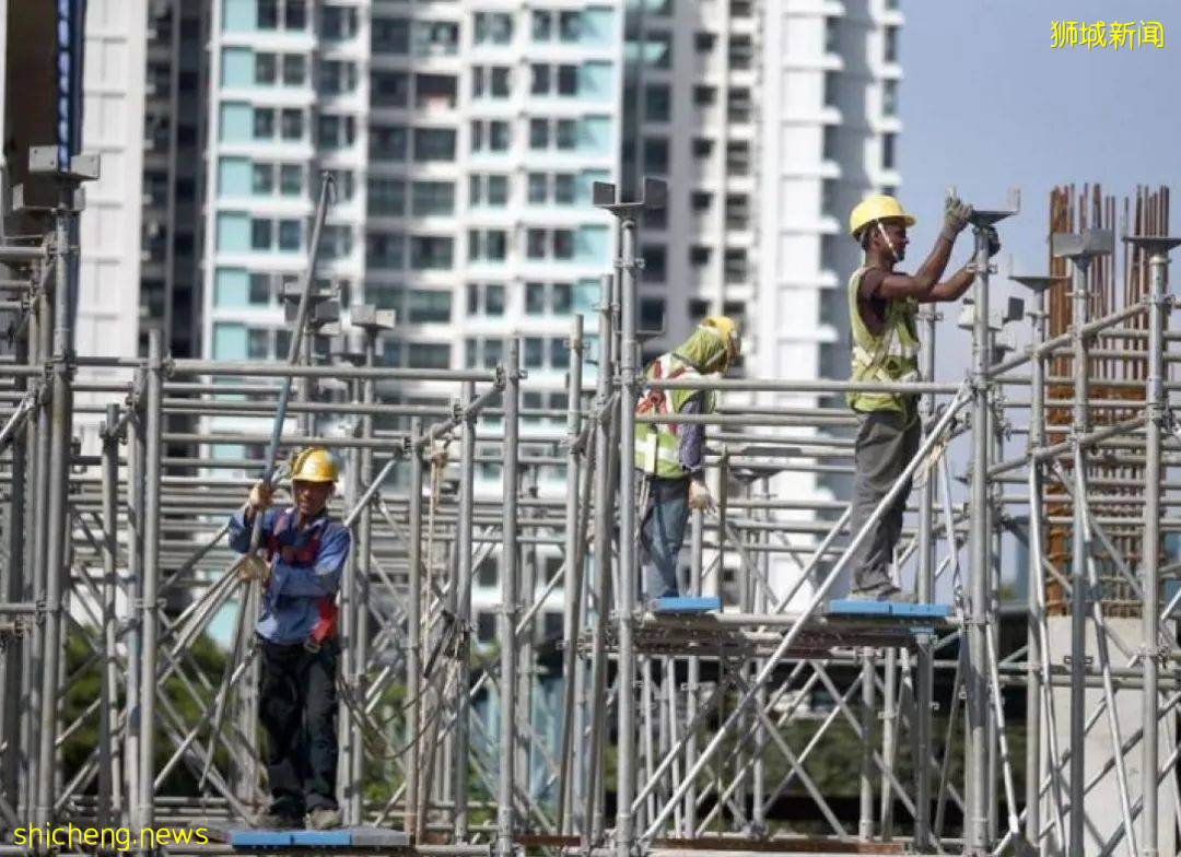 新加坡将限制外籍劳工跳槽人数，并延长临时纾困措施