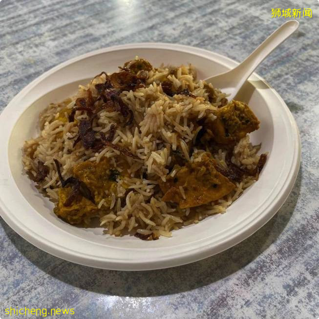 从建筑工转身为餐饮“Briyani 47”股东“, 目前已开第三家分店