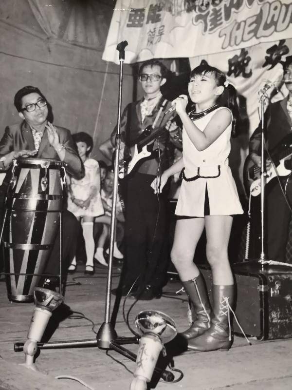 从草根跃上大舞台·新加坡歌台唱出一片天 