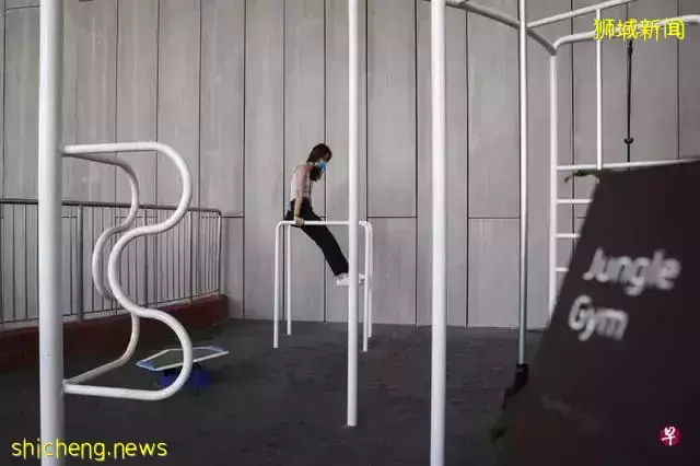 CapitaSpring大楼新加坡最新地标竣工,空中花园开放参观