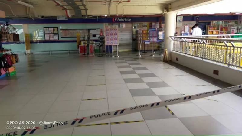 新加坡18岁少年超市砍人！现场视频曝光，鲜血淋淋触目惊心