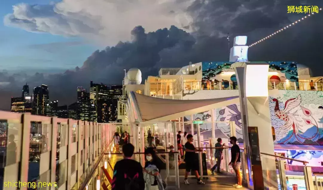 星梦邮轮世界梦号突然宣布停运,有旅客恐损失6000多新元