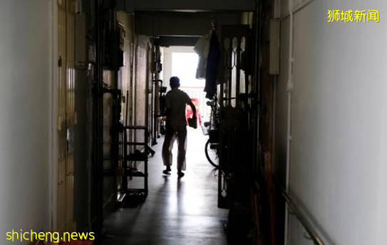 新加坡政府公布新一季財政援助報告，數據顯示：更多高學曆者申請社區關懷援助