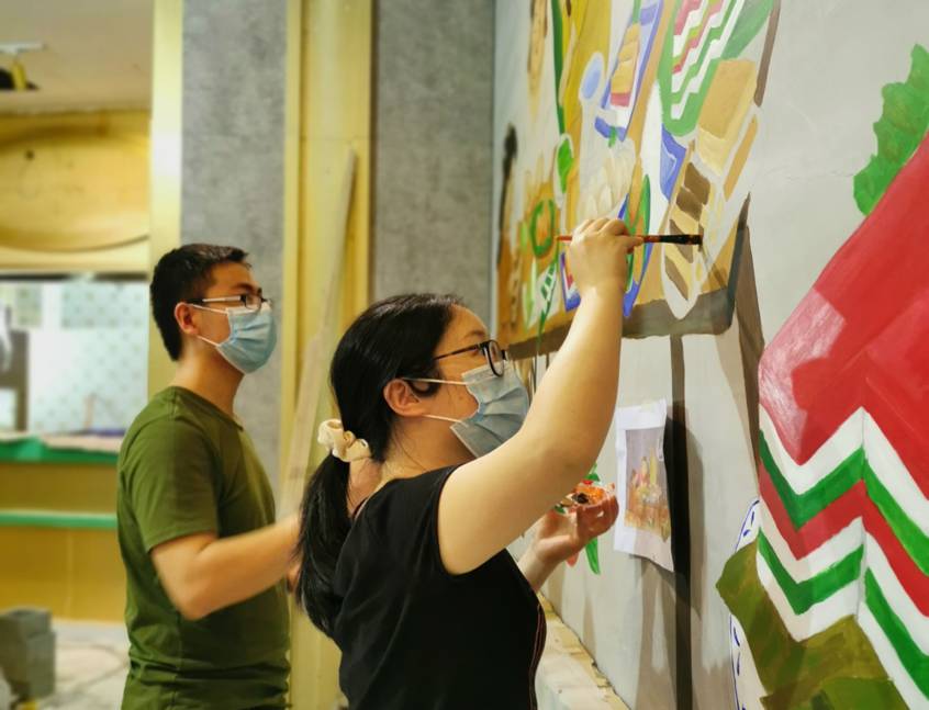 新加坡这些风情街区的壁画火了!餐厅、居家、办公室纷纷模仿