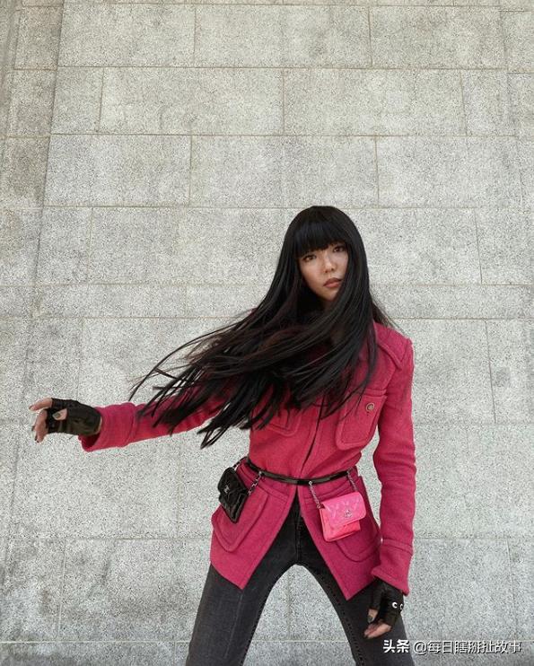 关注不断上升的新加坡亚裔时尚博主,所有小个子的暖心穿搭指南