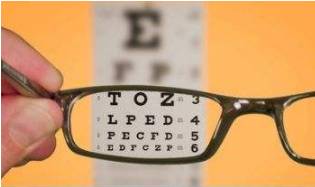 新加坡每10人中有8个近视眼？是什么搞“瞎”了我的孩子