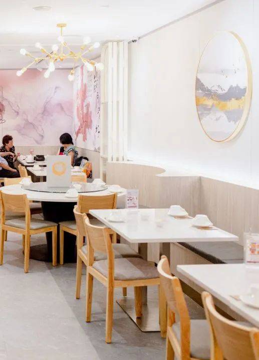 三人行新店開業!三人來吃就送招牌菜!全島三店同慶