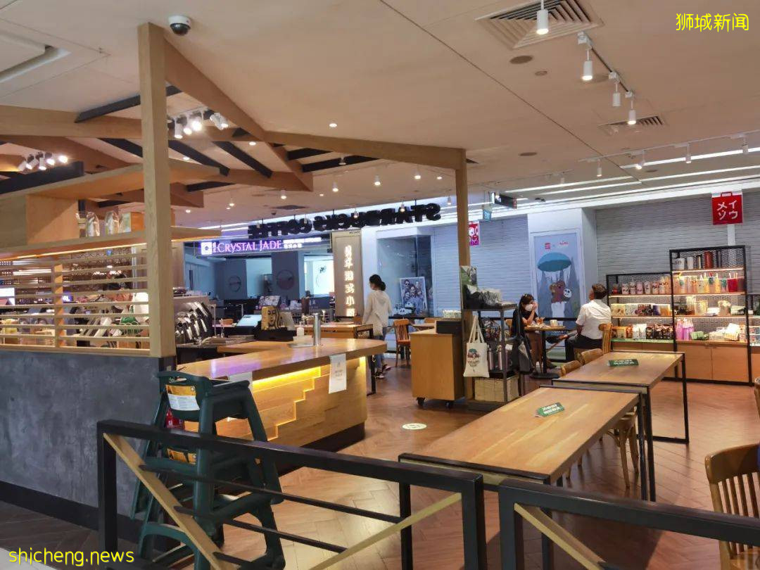 科興在新加坡瘋狂受歡迎,診所外排隊十幾米!供不應求!實拍堂食第一天,人突然多了