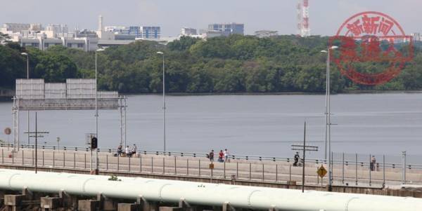 忧雇主不批假 饭碗保不住 越堤族不敢回家