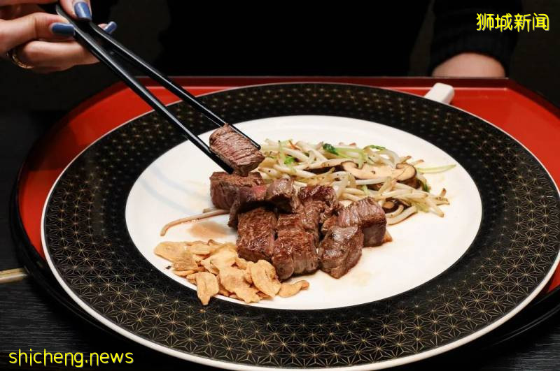 火焰中的“刀光劍影”,新加坡有哪些好吃好玩又好看的日式鐵板燒