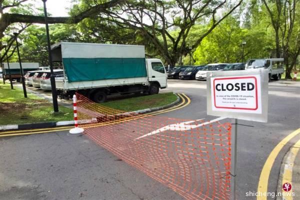 ◤新国启动断路器◢ 自行“解封”泊车场 车主非法停泊被开罚