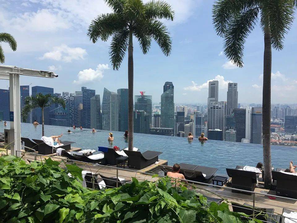 狮城百科 在新加坡开始工作之前，你必须了解的9项员工基本福利与制度
