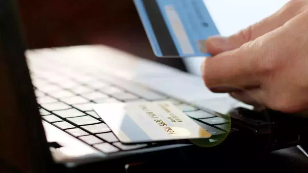 受害者持續增加!新加坡男子2小時被騙畢生積蓄,50萬新幣