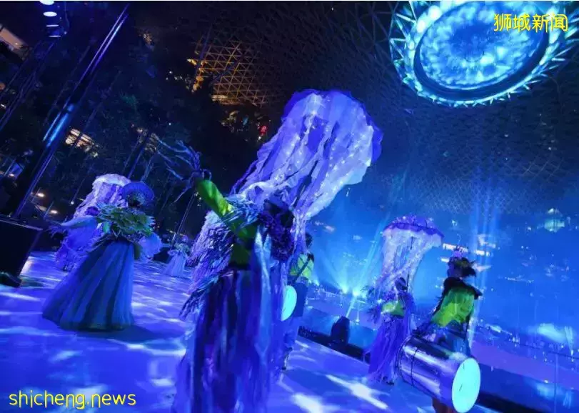 新加坡新春妝藝大遊行華人元素十足,總統:虎年健康!總理:虎虎生威