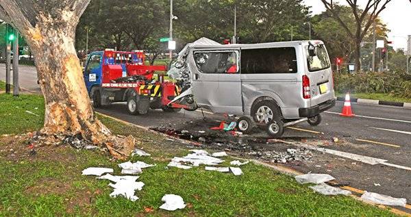 寿星公醉酒开车 2好友断魂