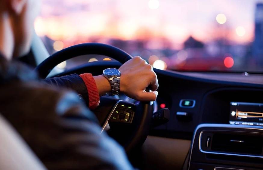 人在新加坡，國內駕照到期怎麽辦？手把手教你線上5分鍾延期換證