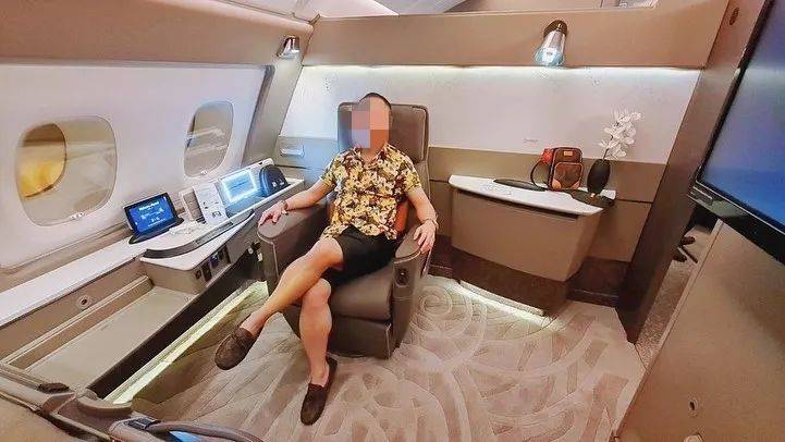 新航出的麻將被搶光！1700元，比LV和Tiffany好看！李光耀：誰也別想搞垮新航