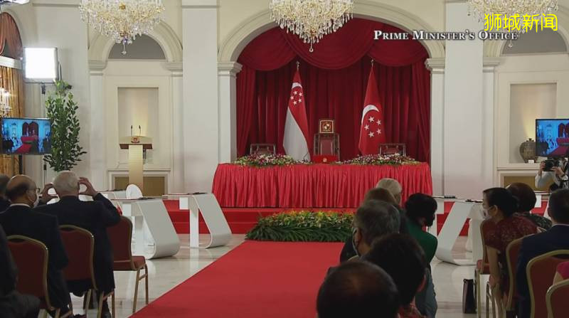 多圖!李顯龍宣誓就任新一屆的新加坡總理,反對黨議員也來了