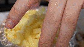 锅底限时免费!新加坡这家店烤涮双享:70种菜品、实现吃肉自由